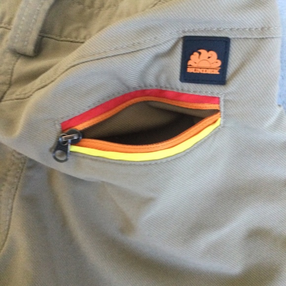 Boys SUNDEK light brown/tan shorts - Picture 3 of 8